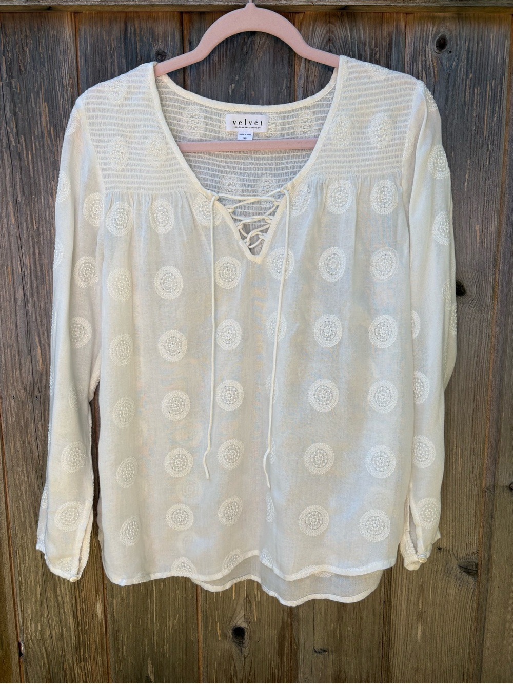 Velvet by Graham & Spencer Cream Embroidered Boho Peasant Blouse Size XS/S